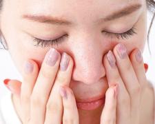 潤い肌の秘訣がわかる！美容液の使い方│透明感のある肌のお手入れ方法＆おすすめ美容液