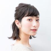 寝グセも生かせる！  “伸ばしかけ”女子の1、2、3でできる簡単アレンジ |
