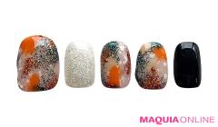 迷彩ニュアンスでカジュアルに楽しむ、感度高めな「グリッター」ネイル |