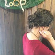 簡単&amp;時短で可愛くなれちゃう♡冬のヘアアレンジは“メッシーバン”が一押し！ -