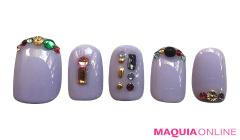 カラフルなのに上品！ 「ラッキーカラーストーン」ネイルはフレンチが決め手 |