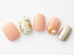 人気のネイルデザイン21選｜冬の最新作デザインや定番シンプル、人気の赤ネイルデザインな