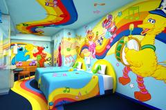 USJオフィシャルホテル、セサミストリートの新フロア誕生　エルモやモッピーらのカラフル