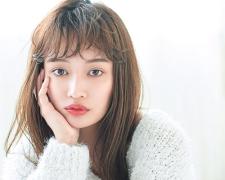 犬木愛さん監修3月号付録の「『ふんわり眉』完璧ブラシ」で、時短で美眉の完成！ |