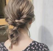ミディアムヘアが10倍かわいく大変身♡垢抜けヘアアレンジ15選 - ビューティーガール