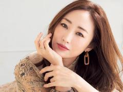 神崎恵さんの眉を徹底解剖！ 計算し尽くされた美眉は4つのアイテムでできていた！ |