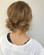 簡単に大人可愛いが作れる♡アラサーもOKな「ツインテール」アレンジ -