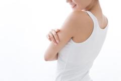 わずか1分！おうちで簡単二の腕むくみをとる5つの方法 - ビューティーガール