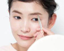 眉メイクの仕上がりに大きな差が…プロがやっているマル秘テクニックを伝授！ |
