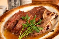 焼肉トラジ初のNYステーキハウスが恵比寿に誕生、部位ごとのワインペアリングも