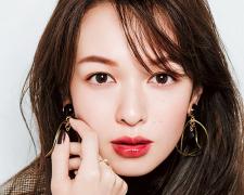 人気H&M犬木愛さん提案！「2019年はほんのり赤みのソフトエレガント眉で！」｜メイクの