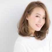 前髪なし×レイヤーの“ワンカールミディ”で抜け感ある大人女子を目指して！ |
