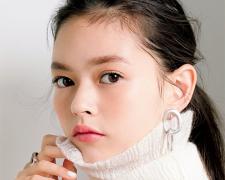 人気H＆M中山友恵さん発・透けブラウンの「イノセント眉」の描き方講座 |