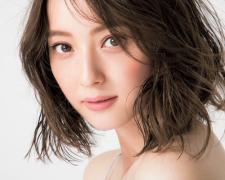 佐々木希インタビュー｜「仕事も大好きだけど、育児も本当に楽しい！ 今しかない瞬間を大