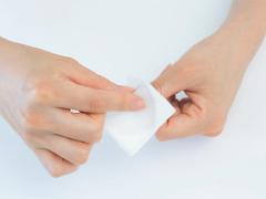 ネイルオフのダメージから爪を守って美ネイルをキープ！正しいネイルオフ方法とおすすめ