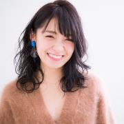 面長さんに似合うヘアアレンジ｜ロング、ボブでも簡単にできる面長さんアレンジと結婚式