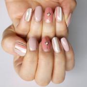 ピンク×グレイがシック！ 手をキレイに見せるストライプネイル【ギ☆のセルフネイル手本