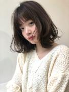 透明感と柔らかさが鍵♡春モテが叶う「ミディアムレイヤー」カタログ＆セルフヘアアレン