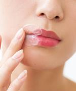 大人のニキビ対策｜おすすめのスキンケアや選び方のポイントは？ |