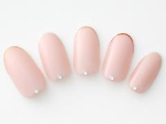 【365日ネイル】3色のラメの輝きが新年度の始まりを祝福…洗練された細ラメフレンチ |