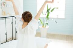 働く人こそ仮眠をとって！良質な睡眠をとるコツとおすすめグッズ | ビューティーガールか
