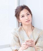 安田美沙子さんの透明ツヤ肌の秘訣はコットンパック＆インナーオイル美容 |