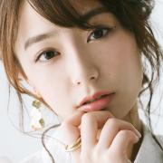 「メイクが好きすぎて困る」。初エッセイ発売中の宇垣美里さんが語る“美容”【スペシャ