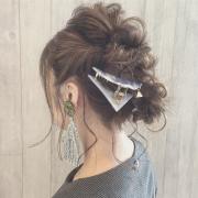 ヘアアレンジの“こなれ感”どう出すの？インスタ動画でプロのちょいテクを伝授♡ -