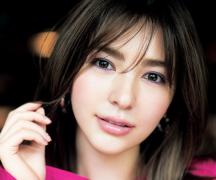 インスタ映え◎の最旬ラベンダーカラーの囲み目メイク｜GWはおしゃれ女子会♪ |