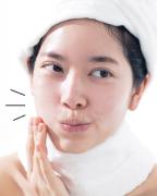 小林ひろ美さん直伝！ お手軽温冷トレーニングで引き締まった毛穴をかなえる！ |