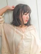 おろし髪がグッと可愛い♡不器用さんでも簡単な「今どきゆる巻きアレンジ」 -