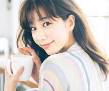 田中みな実「“ちゅるん”とした魅せ耳は毎日の保湿とUVケアで」｜“あざとかわいい”パー