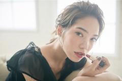 小雨でも崩れない♡梅雨の結婚式ヘアアレンジはアップスタイルが正解！ -