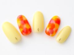 【365日ネイル】ＧＷ後半戦は元気カラーで再スタート♪ドット風アートのビタミンカラーネ