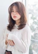 オシャレに敏感な方必見♡“センターパート”でイメージチェンジ -