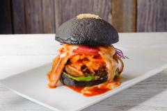 映画『Diner ダイナー』コラボカフェが池袋パルコに、特別コラボバーガーも展開