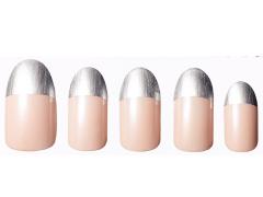 フレンチネイルデザイン33選｜簡単にできる、大人シンプル、ストーン使い、赤を使った上品