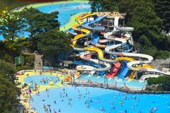 西武園ゆうえんち、2019年プール営業日決定 ナイトプールで花火＆DJタイムも