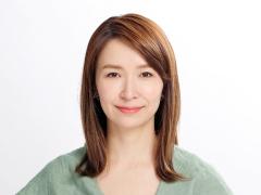 帽子を取ったあとのペタンコ髪対策アレンジ｜簡単にサマになるカチューシャ＆ヘアゴム使