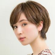 大人の愛されナチュラルヘア｜清潔感やほんのり色気のある大人女子のナチュラルヘアまと