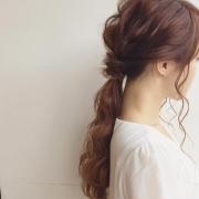 基本からアレンジまで一挙公開！大人の夏ヘアは「ローポニー」で決まり♡ -