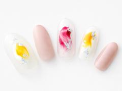 【365日ネイル】大胆なペイントで連休を満喫！ベージュ×サマーカラーペイントの夏映えネイ