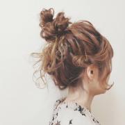 最速１分で完成♡夏のおしゃれに欠かせないお団子ヘアアレンジ８選 -