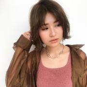 センターパート前髪でボブは色っぽクールに！脱マンネリしたい人におすすめ！ |