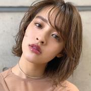 潤いと抜け感でおしゃれ度UP！ カジュアルモードなウェットボブ |