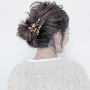 忙しいママ必見！スキマ時間にパパッとできる「簡単ヘアアレンジ」8選 -