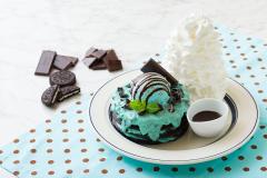エッグスンシングス「チョコミントパンケーキ」がくせになる味わい　8月1日から原宿店に
