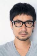 前髪カーラーの使い方｜ヘアカーラーを使ったトレンドの前髪セット方法や、長さやなりた