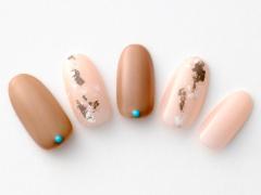 【365日ネイル】旬のブラウンとの相性はやっぱり◎！ターコイズを効かせたモードネイル