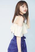 川口春奈さんインタビュー｜発光するような美肌＆しなやかで美しい体の秘密とは？ |